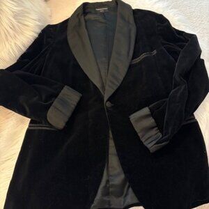 VTG MARSHALL FIELD VELVET SMOKING/TUX JACKET